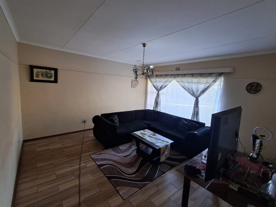 5 Bedroom Property for Sale in Ventersdorp North West